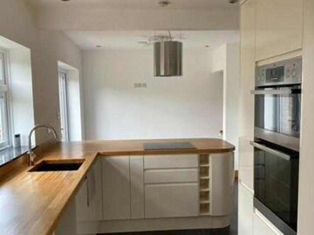 3 Bedroom Semi detached House For Rent In Heathfield