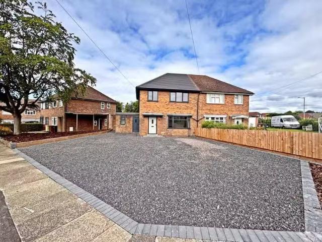 3 bedroom semi detached house for rent in Old Hall Lane, Westh.