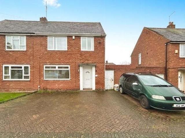 3 Bedroom Semi detached House For Rent In Pensnett