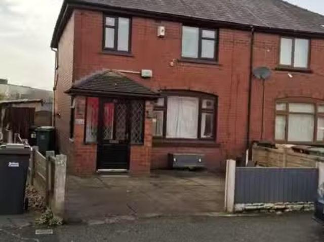 3 bedroom semi detached house for rent in Pilkington Road, Kea.