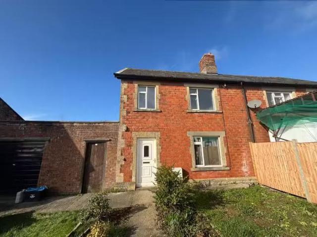 3 bedroom semi detached house for rent in Pylle, Shepton Malle.