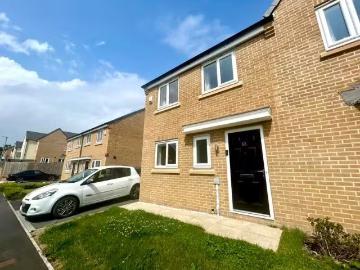 3 bedroom semi detached house for rent in Quarry Bank Road, Br.