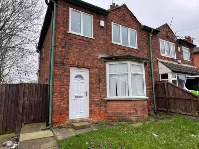 3 bedroom semi detached house for rent in Second Avenue, Grims.