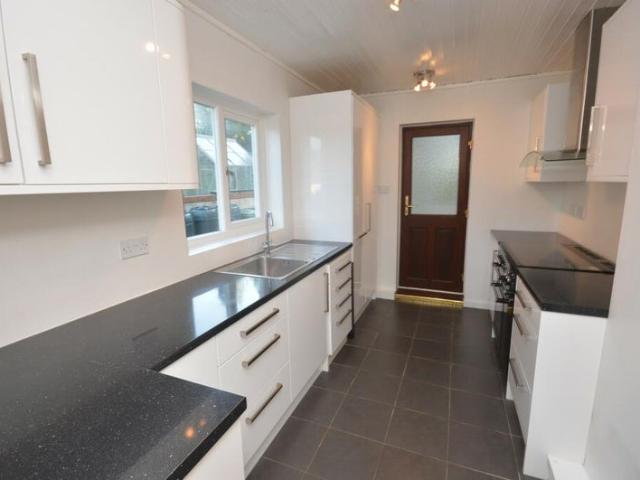 3 Bedroom Semi Detached House in Epsom Downs