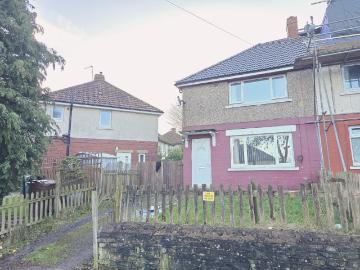3 bedroom semi detached house Let in Bradford