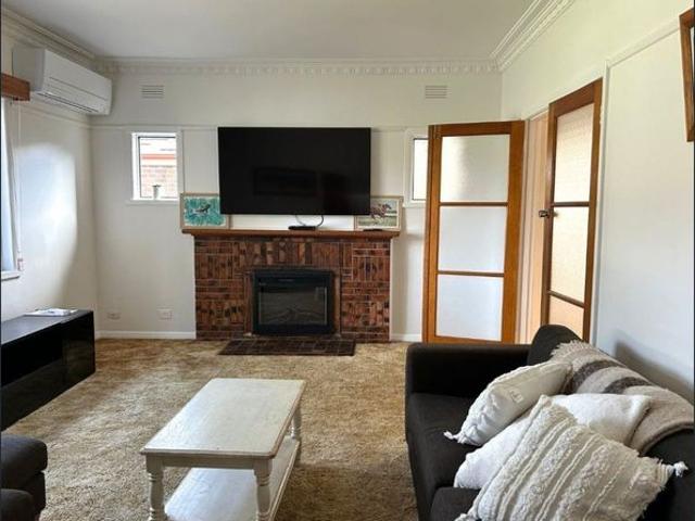3 Bedroom Semi Furnished Home in Central Warrnambool
