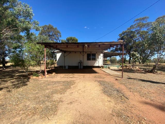 3 Bedroom Semi Rural Home for Lease 5km from Northam
