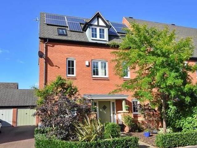 3 bedroom semidetached house for sale in Arundel Way Cawston Rugby CV22