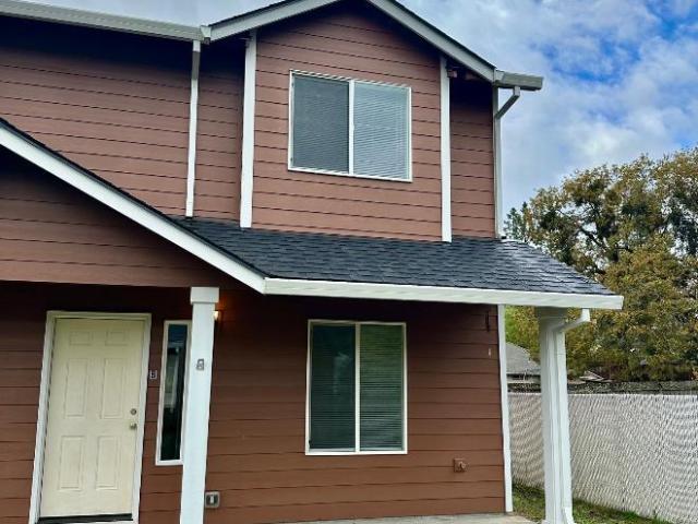 3 bedroom, Shady Cove OR 97539 LS105598109