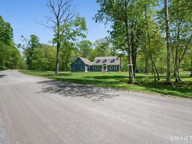 3 bedroom, Sharon CT 06069 104477211