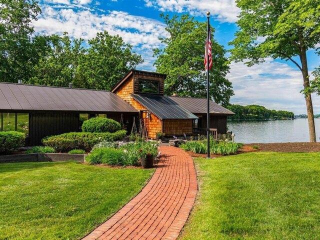 3 bedroom, Shelburne VT 05482 105414912