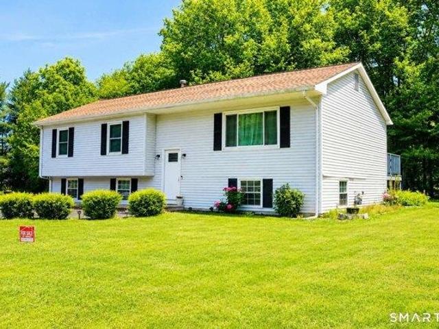 3 bedroom, Shelton CT 06484 105552214