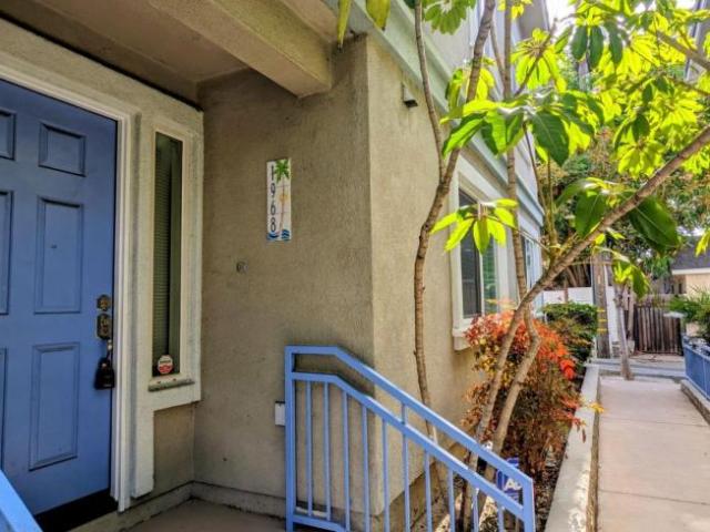 3 bedroom, Signal Hill CA 90755 LS104815042