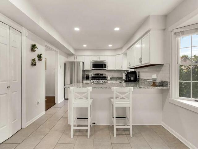 3 bedroom, Silver Spring MD 20901 LS105455887
