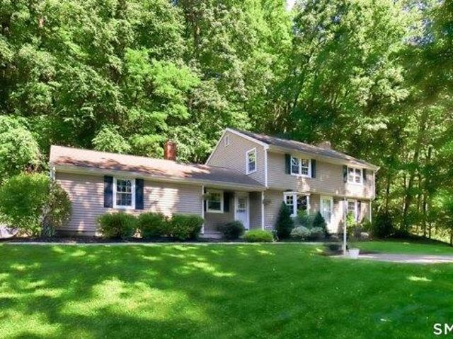 3 bedroom, Simsbury CT 06092 105548945