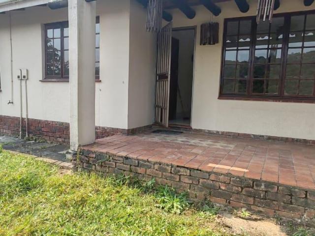 3 Bedroom Simplex To Let in Illovo Glen
