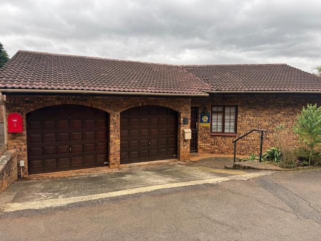 3 Bedroom Simplex To Let in Montrose