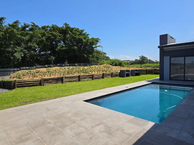 3 Bedroom Simplex To Let in New Salt Rock City