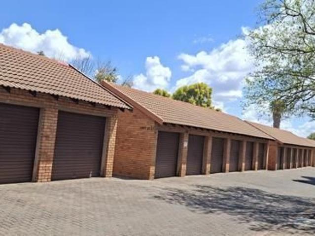 3 Bedroom Simplex in Annlin
