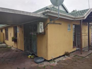 3 Bedroom Simplex in Bellair