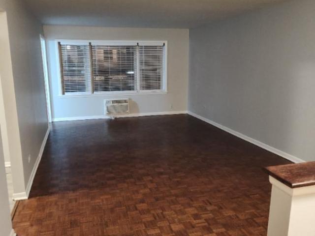 3 bedroom, Skokie IL 60076 106164160