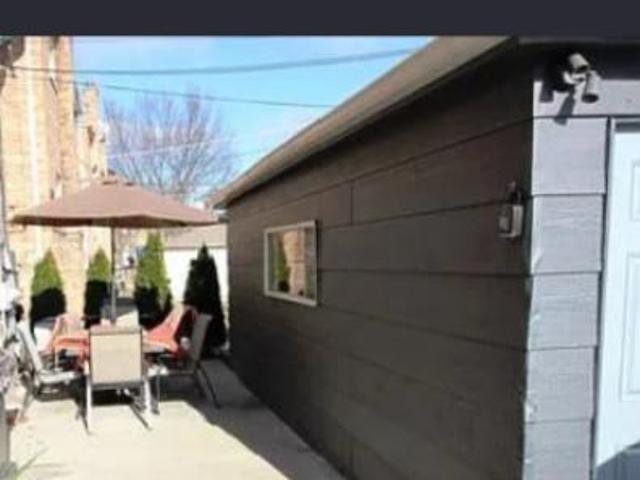 3 bedroom, Skokie IL 60077 105899338
