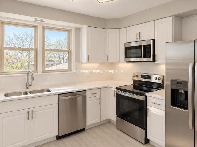 3 bedroom, Skokie IL 60077 106009817