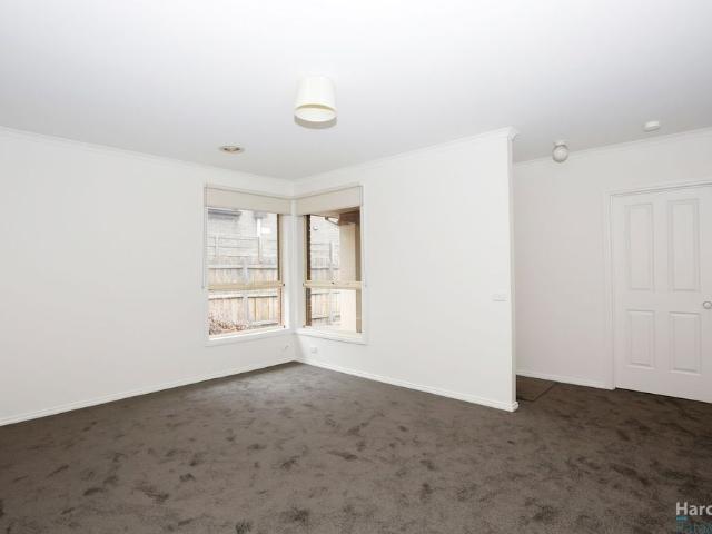 3 Bedroom Spacious Family Home!