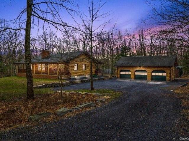 3 bedroom, Sparrow Bush NY 12780 105289788