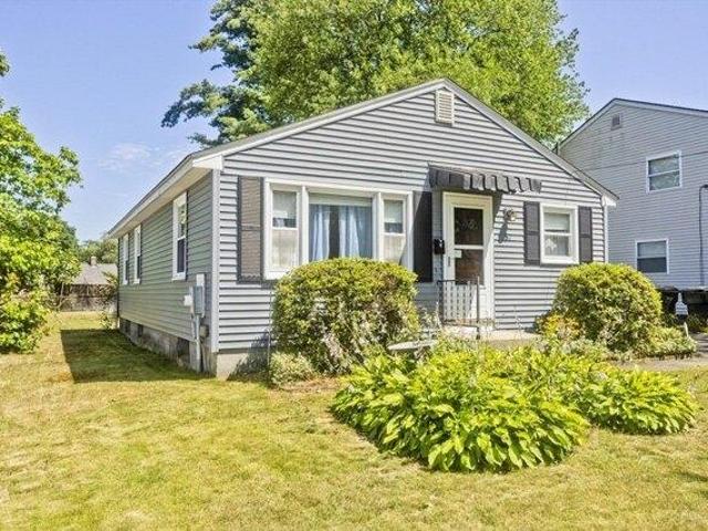 3 bedroom, Springfield MA 01104 104609261
