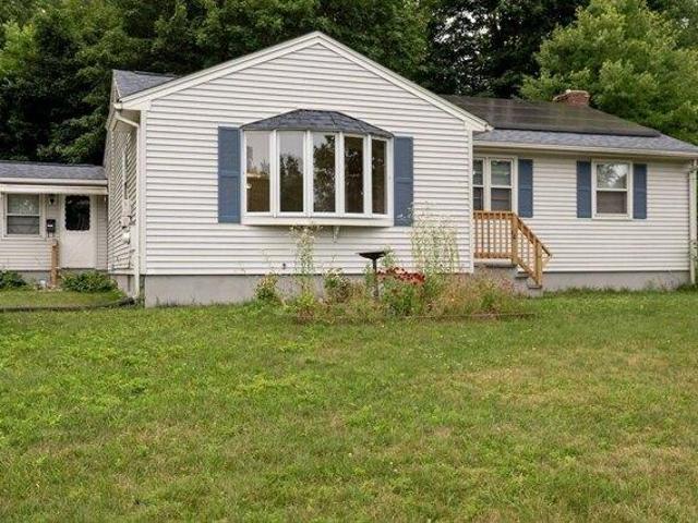 3 bedroom, Springfield MA 01104 105231725