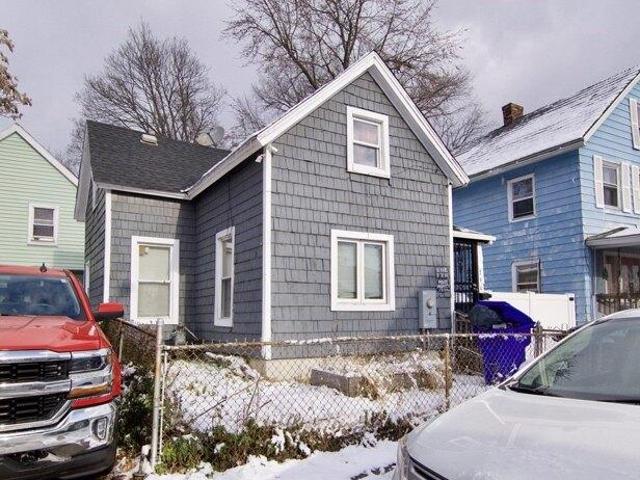 3 bedroom, Springfield MA 01109 104571362