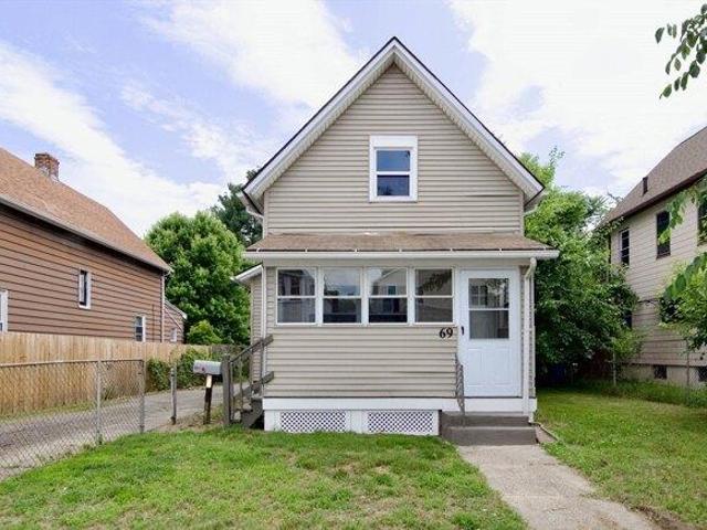 3 bedroom, Springfield MA 01109 104605252