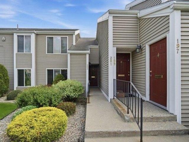 3 bedroom, Springfield MA 01129 103247775