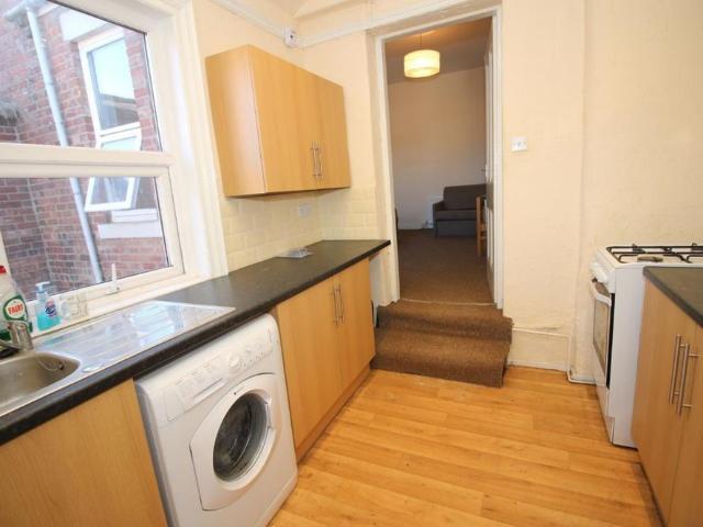 3 bedroom Student Flat to rent in Coniston Avenue, Jesmond, Newcastle Upon Tyne