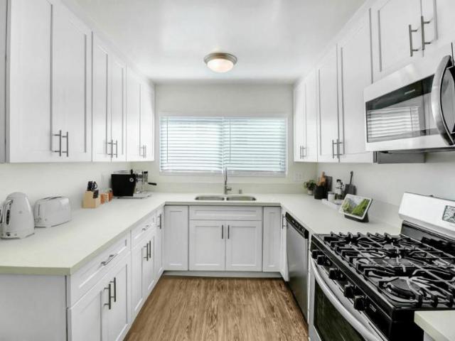 3 bedroom, Studio City CA 91604 104380486
