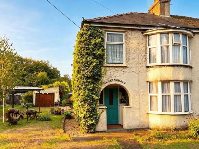 3 Bedroom Studio Flat