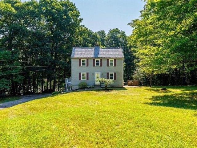 3 bedroom, Sturbridge MA 01566 105240303