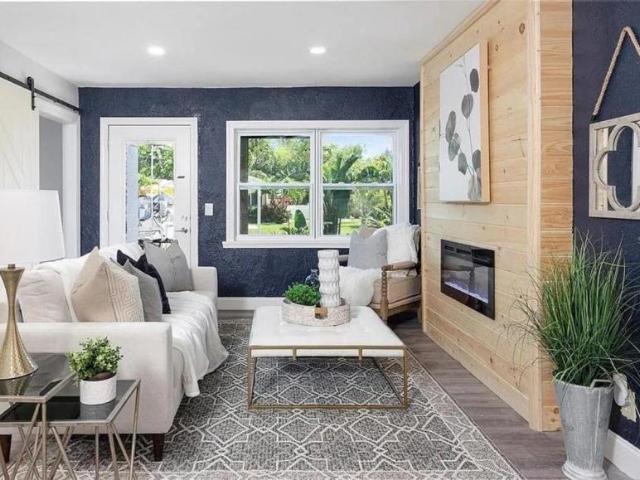3 bedroom, St Petersburg FL 33711 105903129
