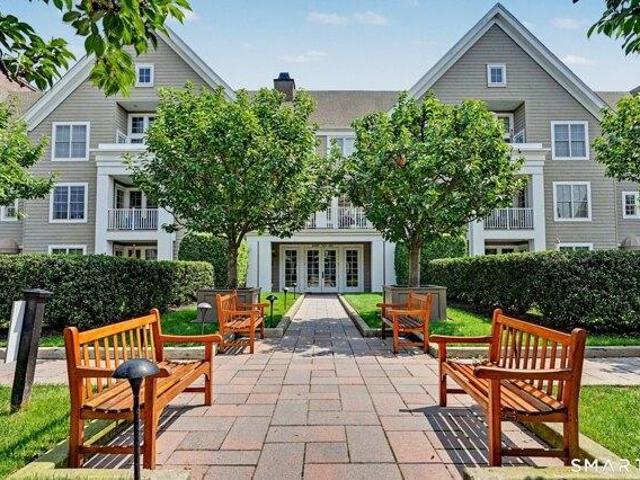 3 bedroom, Stamford CT 06902 105443486