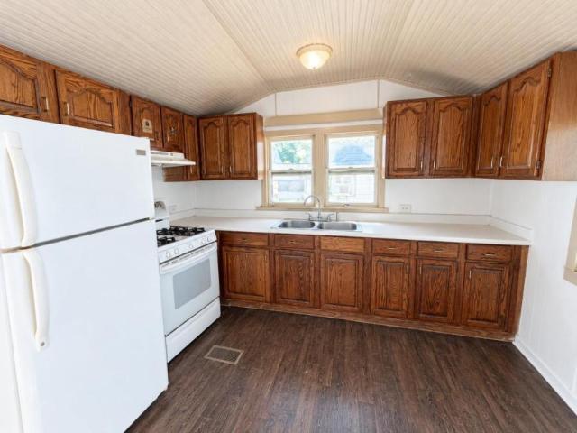 3 bedroom, Sterling IL 61081 106165867