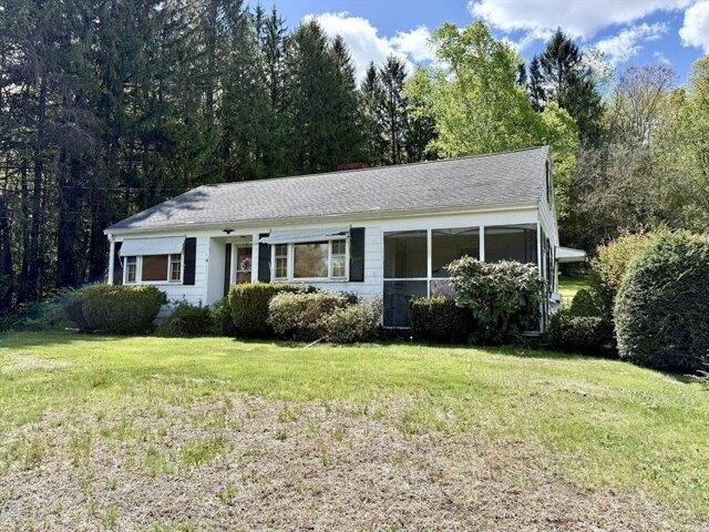 3 bedroom, Sterling MA 01564 104478638