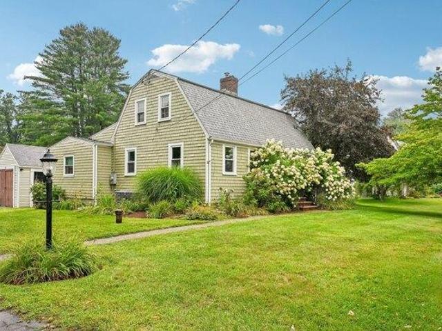 3 bedroom, Stow MA 01775 105515057