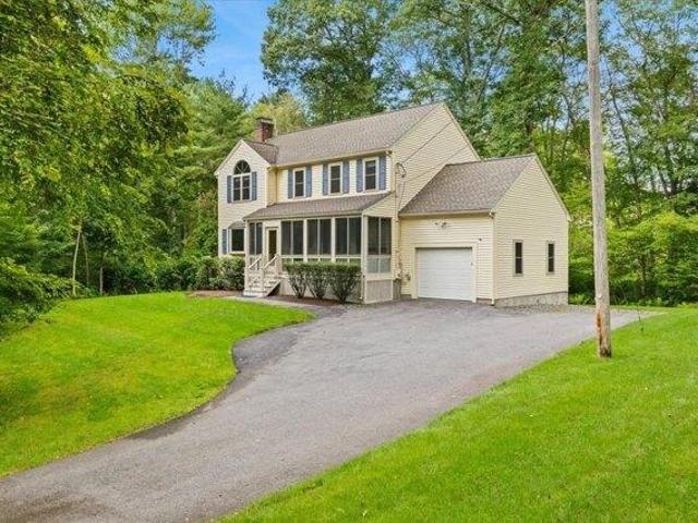 3 bedroom, Stoughton MA 02072 105551557
