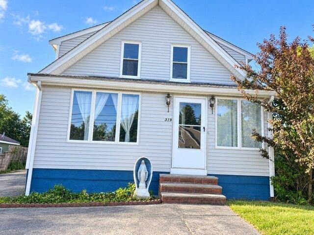 3 bedroom, Stoughton MA 02072 105536959