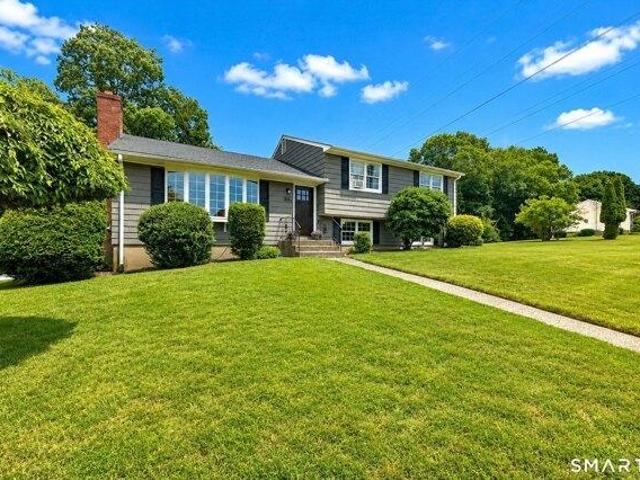 3 bedroom, Stratford CT 06614 104688789
