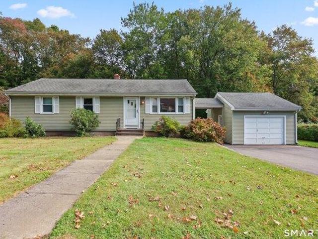 3 bedroom, Stratford CT 06614 105442400