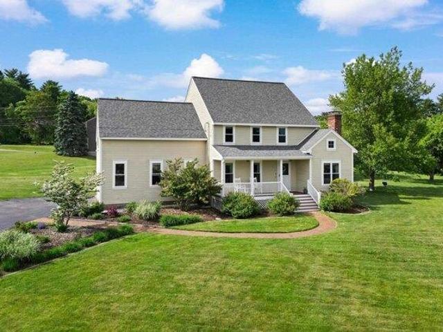 3 bedroom, Stratham NH 03885 104441862