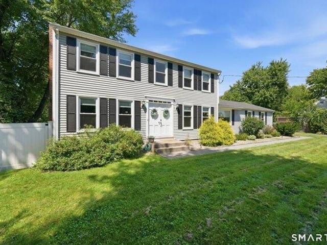 3 bedroom, Suffield CT 06078 105206245