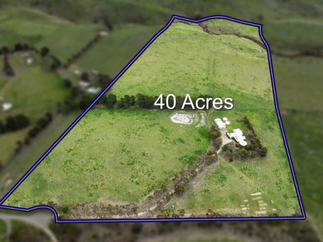 3 Bedroom House Sunbury VIC 102767745